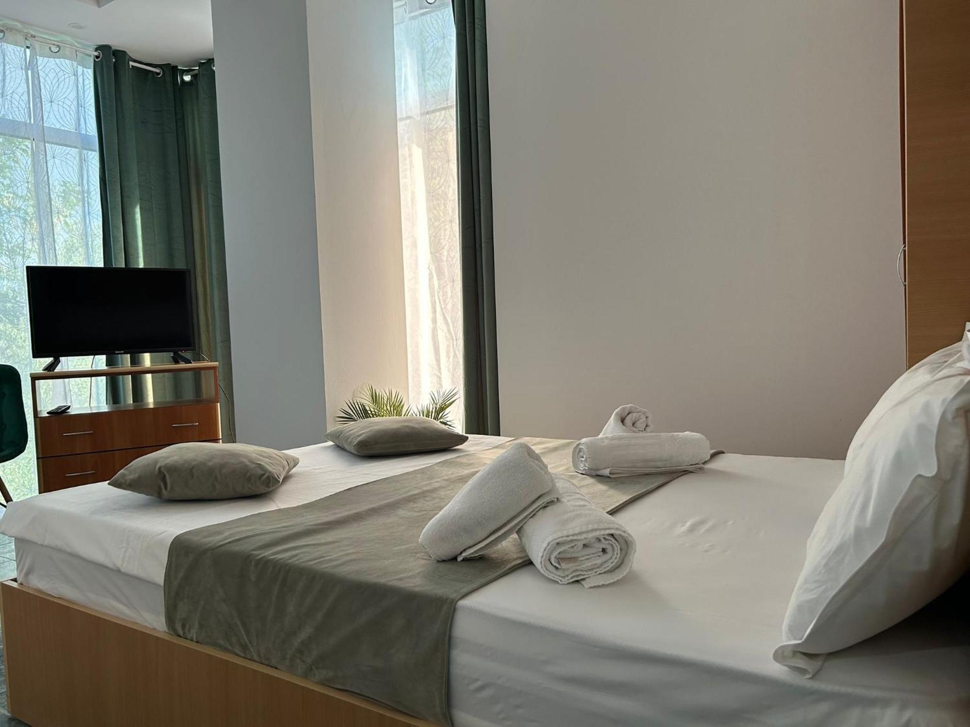 Avenue Palm On The Beach - Avenue Hotels Eforie Nord Exteriör bild